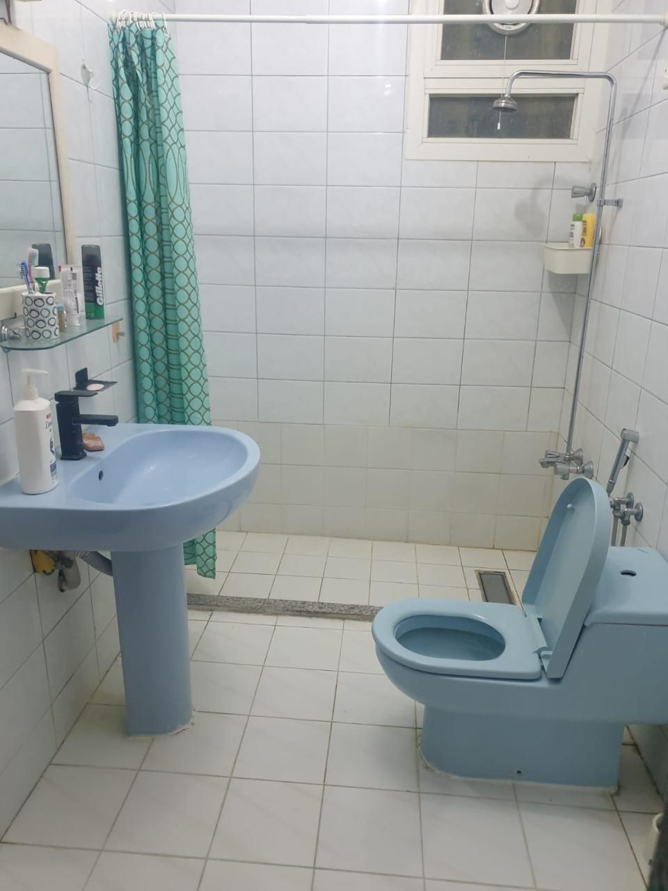 Riyadh, Rooms for Rent, SAR 2200,  FURNISHED Room Available For Male Professional | Almuruj, Riyadh &mdash; Near Riyadh Gallery