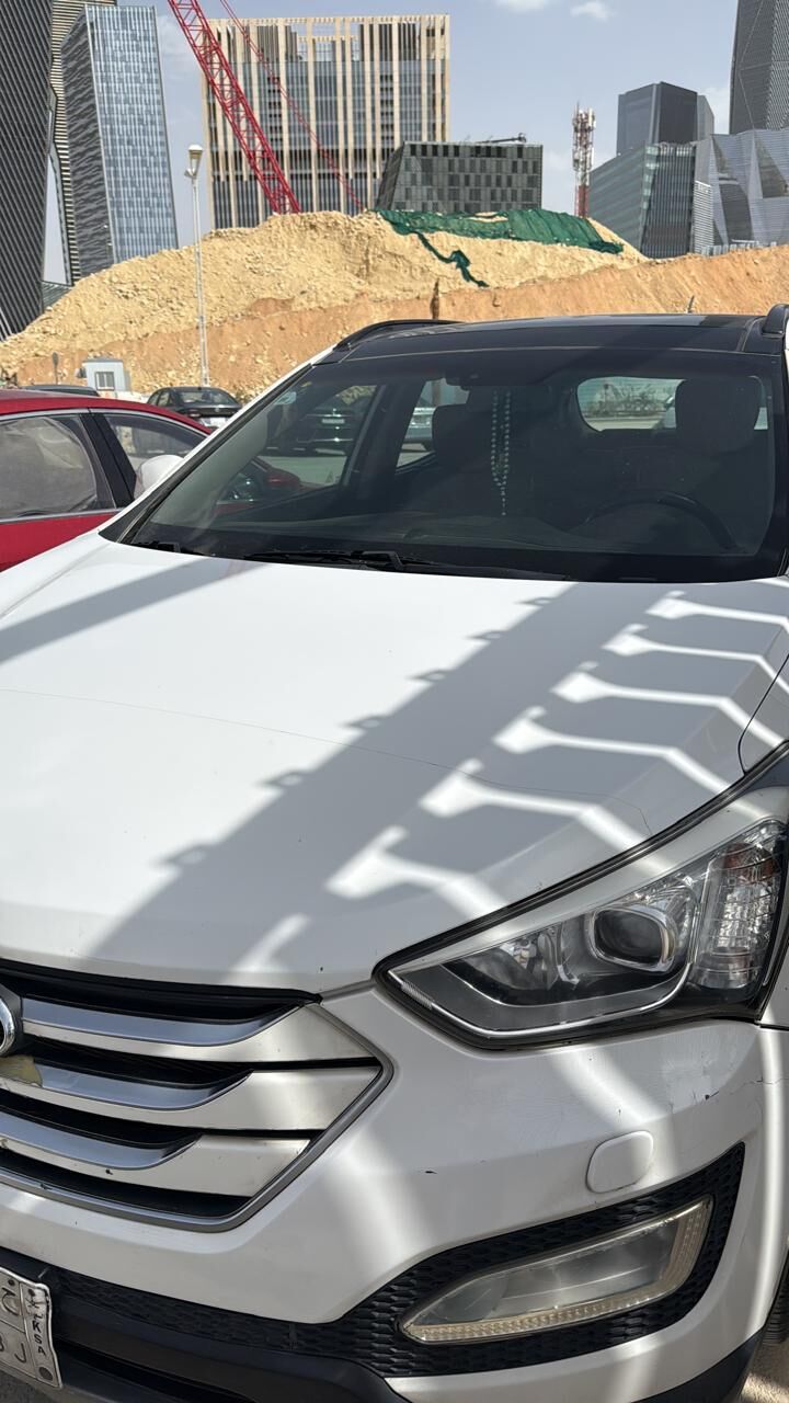 Riyadh, Vehicles, Cars & Trucks , SAR 39000,  Hyundai Santa Fe Sport,  2014,  Automatic,  230000 KM,  Hyndai Santafee Full Option