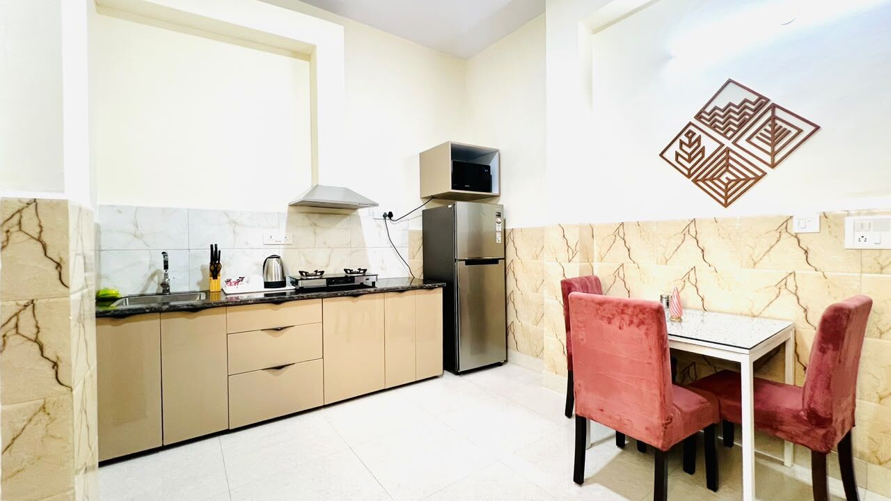 Rohini, Apartments, Flats, Houses & Villas, INR 5600/day,  2 BR,  1100 Sq. Feet,  Classified AD