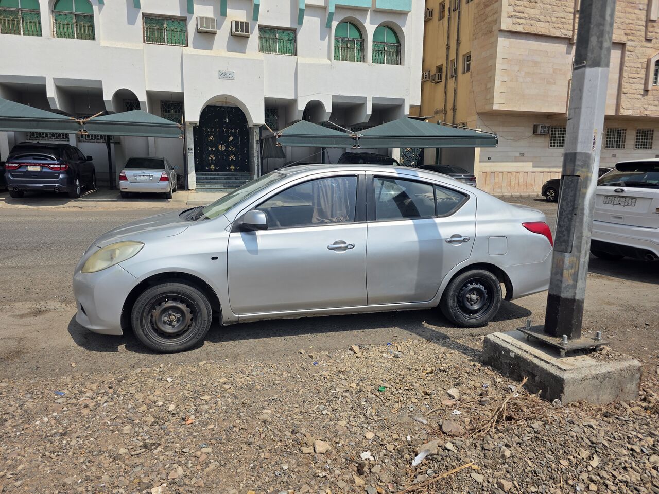 Madinah, Vehicles, Cars & Trucks , SAR 15000,  Nissan Sunny,  2014,  Automatic,  457170 KM,   Car , Full Neat Condition