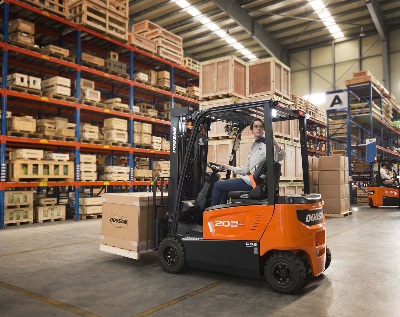 Jeddah, Jobs, Urgently Hiring Experienced Double Forklift Operators &ndash; 4-Fork Forklift