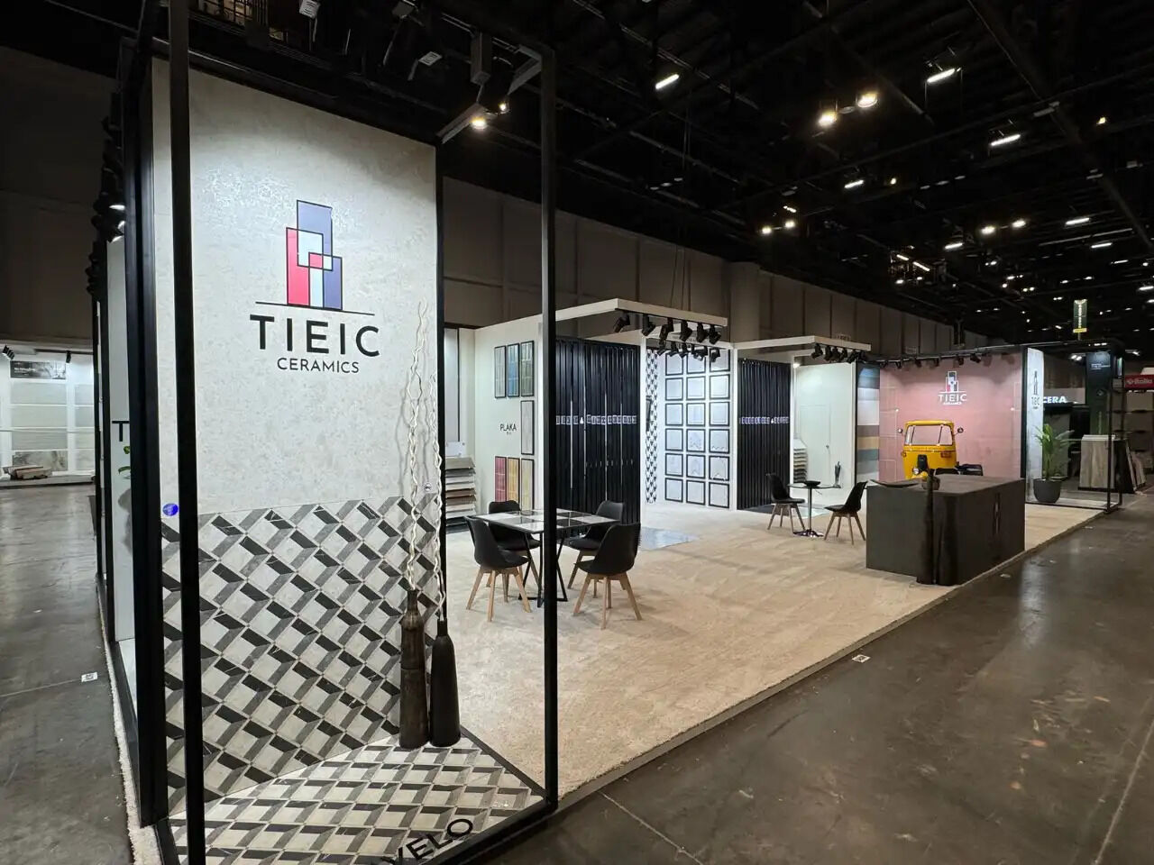 New York, Event Planning, Can An Exhibition Stand Builder Manage Show Rules, Permits, And Logistics?