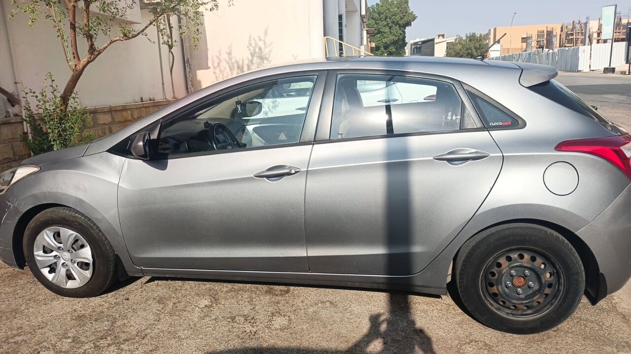 Al Sulaymaniyyah, Vehicles, Cars & Trucks , SAR 23000,  Hyundai I30,  2013,  Automatic,  206238 KM,  , Year , , Grey Color