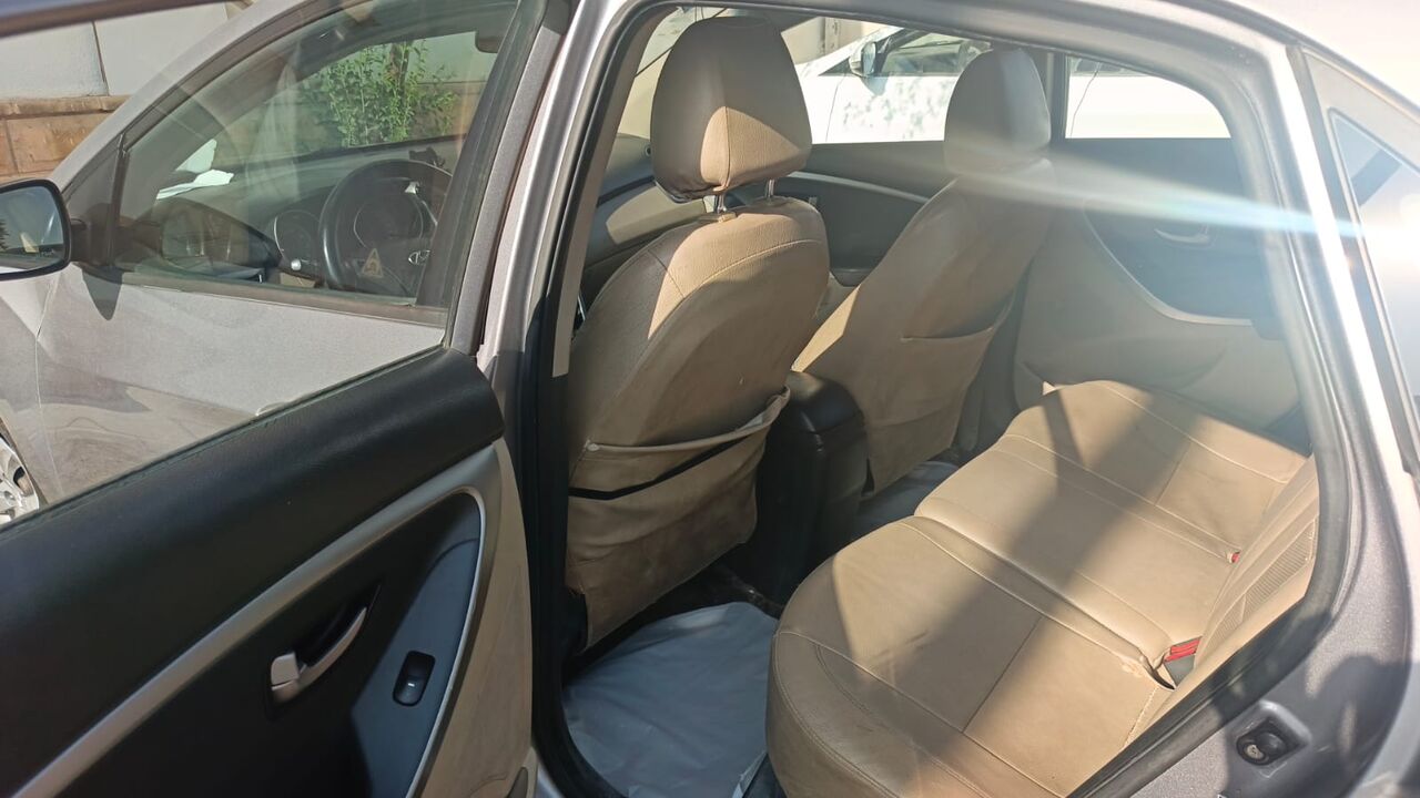 Al Sulaymaniyyah, Vehicles, Cars & Trucks , SAR 23000,  Hyundai I30,  2013,  Automatic,  206238 KM,  , Year , , Grey Color