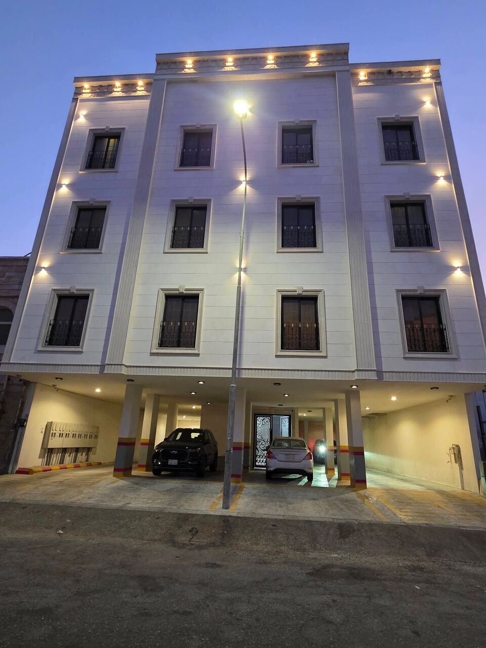 Khobar, Apartments, Flats, Houses & Villas, 2 BR,  FAMILY APARTMENT FOR RENT &ndash;TWO BEDROOMS &ndash; SAR 25,000 &ndash; WATER + AC + PARKING INCLUDED