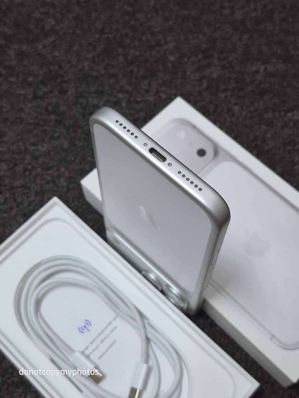 Al Rahmaniyah, Mobile Phones, SAR 4350,  IPhone 17 Pro Max 256gb Silver
