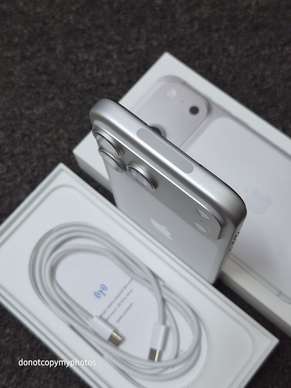 Al Rahmaniyah, Mobile Phones, SAR 4350,  IPhone 17 Pro Max 256gb Silver