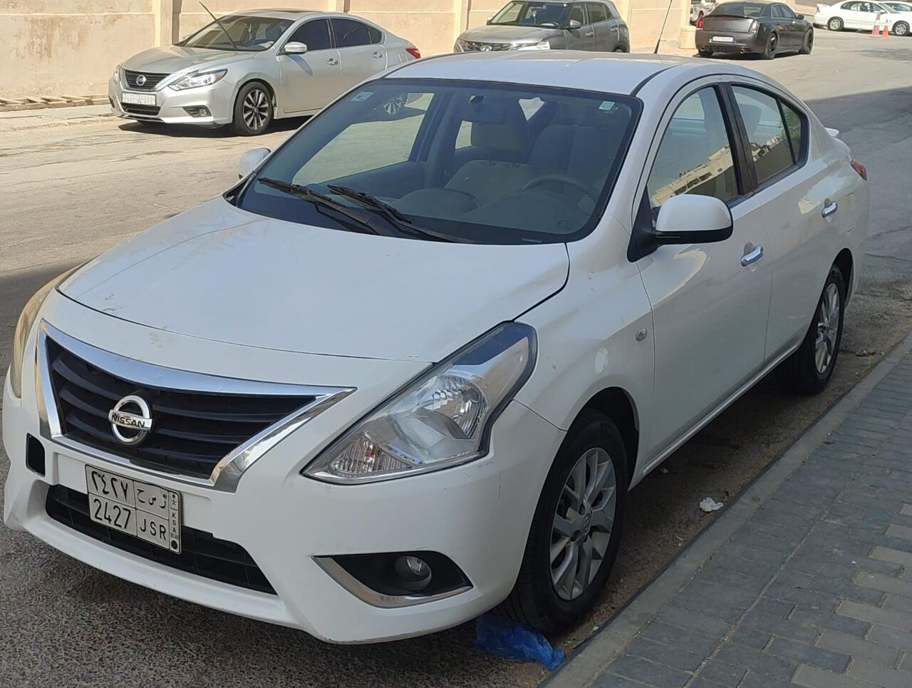 Riyadh, Vehicles, Cars & Trucks , SAR 33500,  Nissan Sunny,  2023,  Automatic,  84350 KM,  Top Model, LX Trim, All 4 Doors , Back AC Like Fan, Back Sensors, Alloy Rims