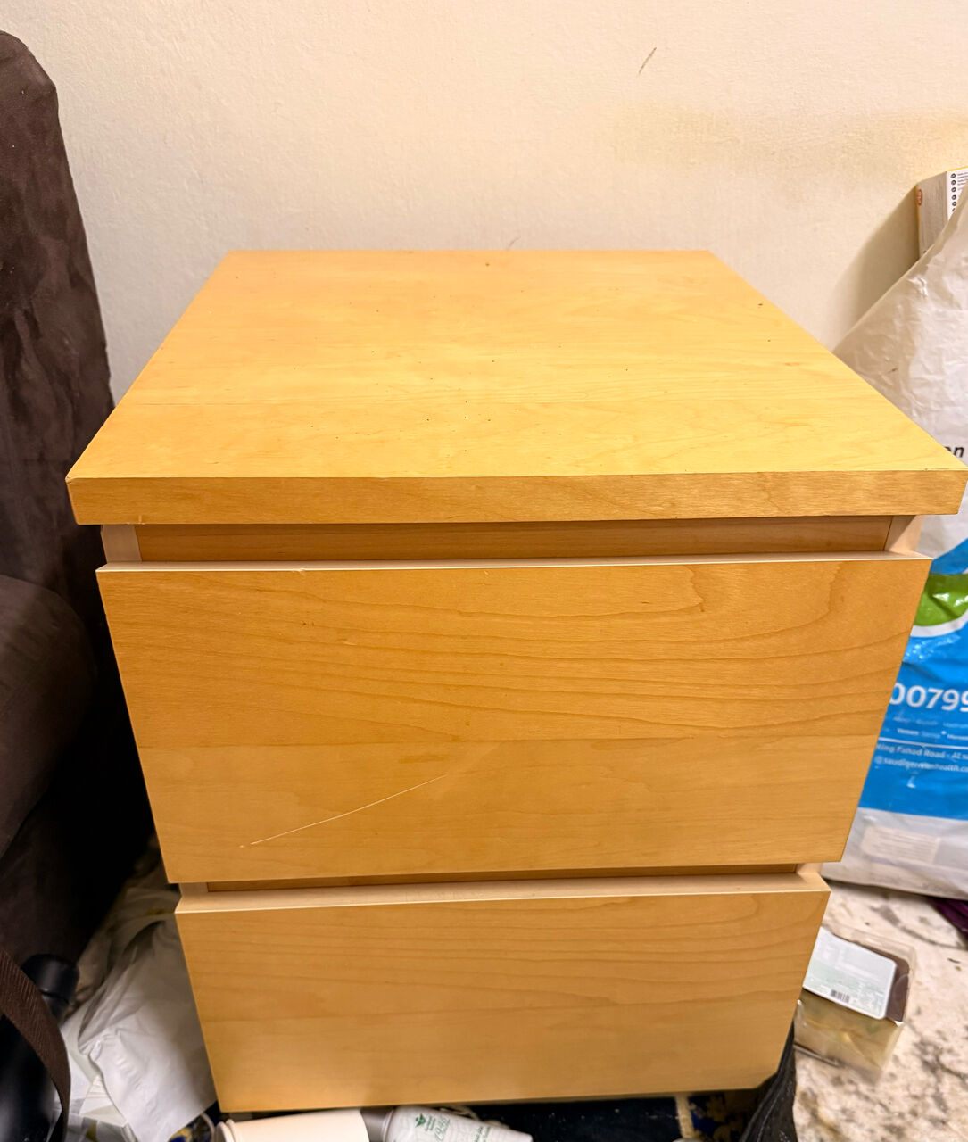 Riyadh, Furniture, SAR 100,  🪵 Wooden 3-Drawer Chest – Like New!