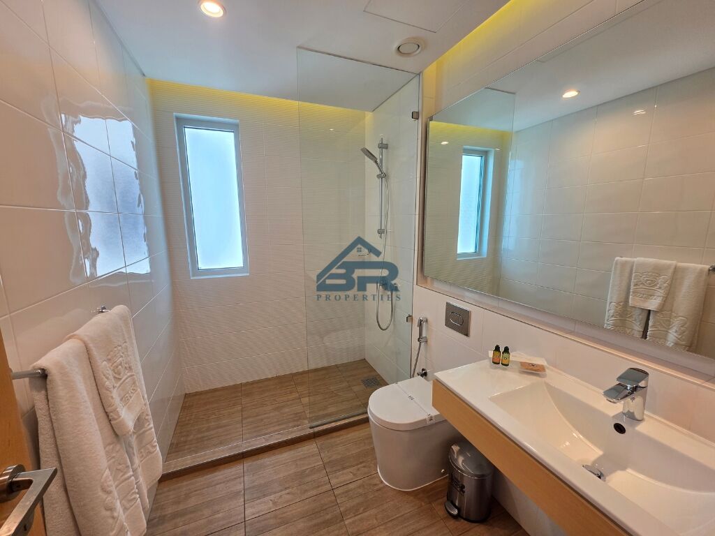 Manama, Apartments, Flats, Houses & Villas, BHD 900/month,  2 BR,  Fully Furnished Two Bedroom Apartment For Rent In Seef