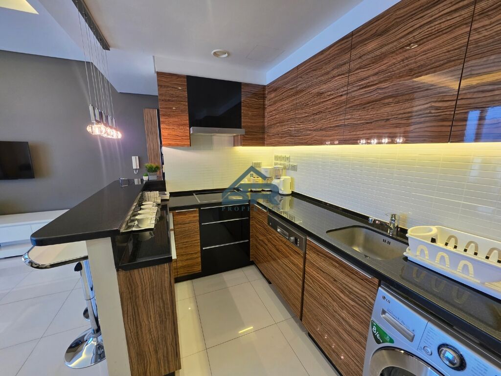 Manama, Apartments, Flats, Houses & Villas, BHD 400/month,  1 BR,  Fully Furnished Three Bedroom Apartment For Rent In Seef District