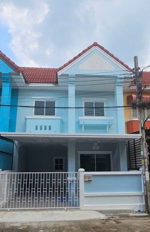 Bangkok, Real Estate For Sale, THB 1990000,  3 BR,  19 Sq. Feet,  ขายทาวน์เฮ้าส์ 2 ชั้น แต่งใหม่สวยพ