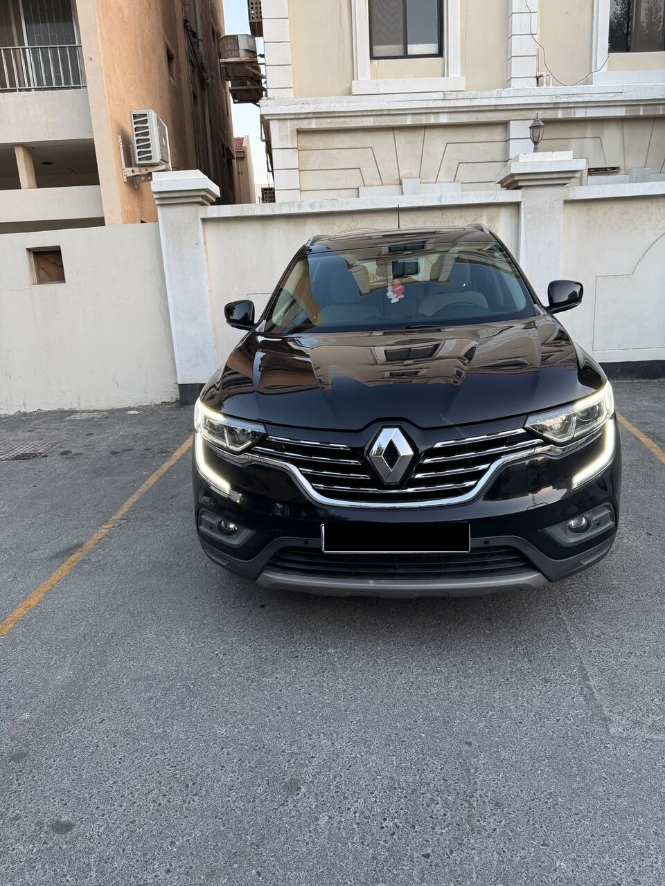 Mahooz, Vehicles, Cars & Trucks , BHD 2300,  RENAULT KOLEOS,  2017,  Automatic,  119 KM,   For Sale