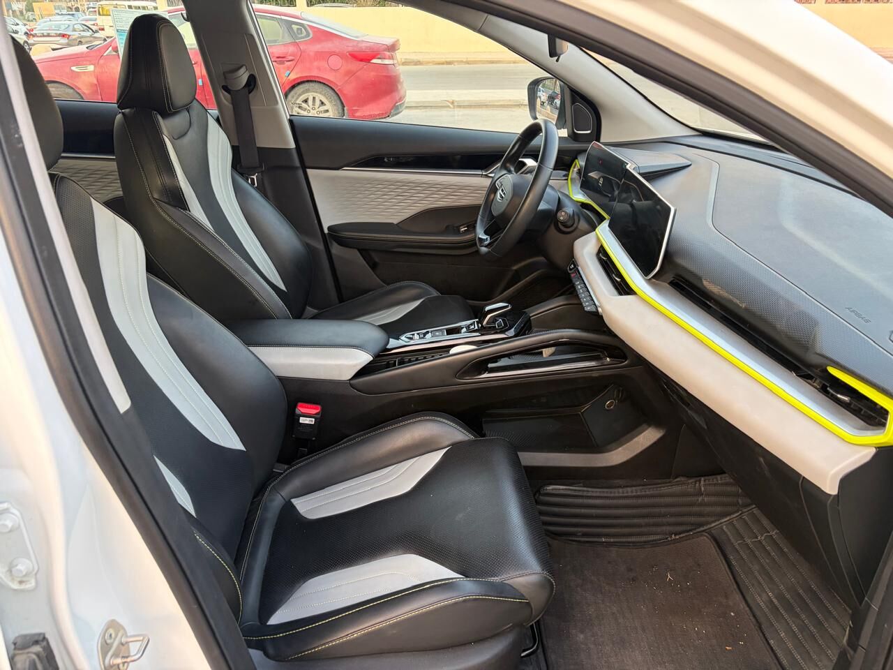 Riyadh, Vehicles, Cars & Trucks , SAR 47000,  Geely Coolray Plus,  2025,  Automatic,  52000 KM,