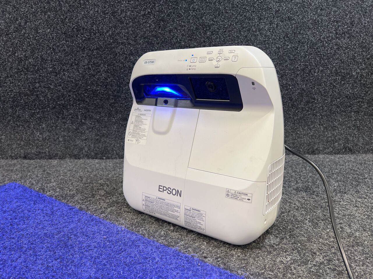 Manama, Computers, BHD 98,  Epson DLP Projector 100" Screen Size Lumens 2,700 - Very Good Working - Plug & Play