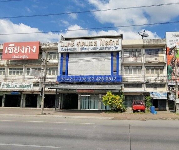 Bangkok, Real Estate For Sale, THB 20000000,  4 BR,  107 Sq. Feet,  ขายด่วน อาคารพาณิชย์ 3 ชั้นครึ่ง 3 คู