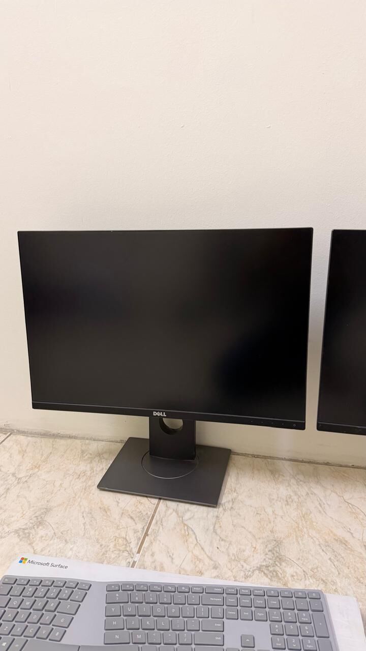 Jubail, Computers, SAR 600,  Two DELL Screens With Keyboard And Mouse Set