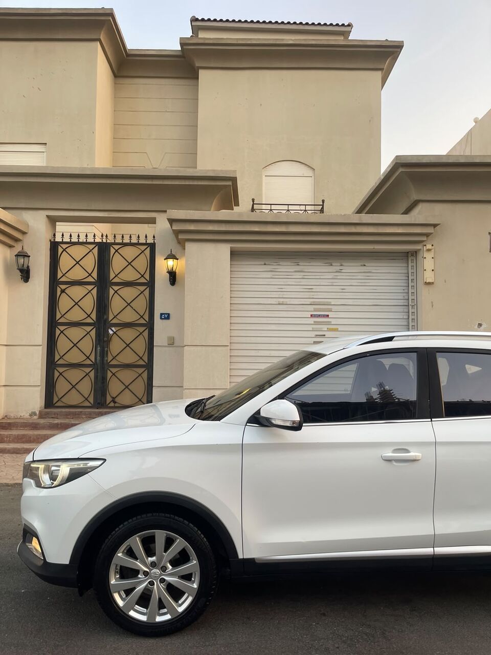 Jeddah, Vehicles, Cars & Trucks , SAR 27,  MG ZS,  2020,  Automatic,  150 KM,    Full Option