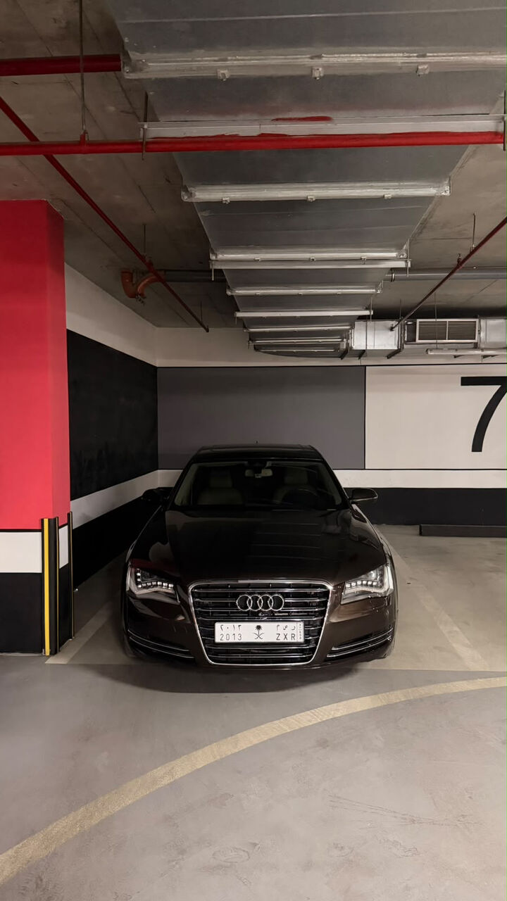 Olaya, Vehicles, Cars & Trucks , SAR 47000,  Audi A8,  2013,  Automatic,  140000 KM,
