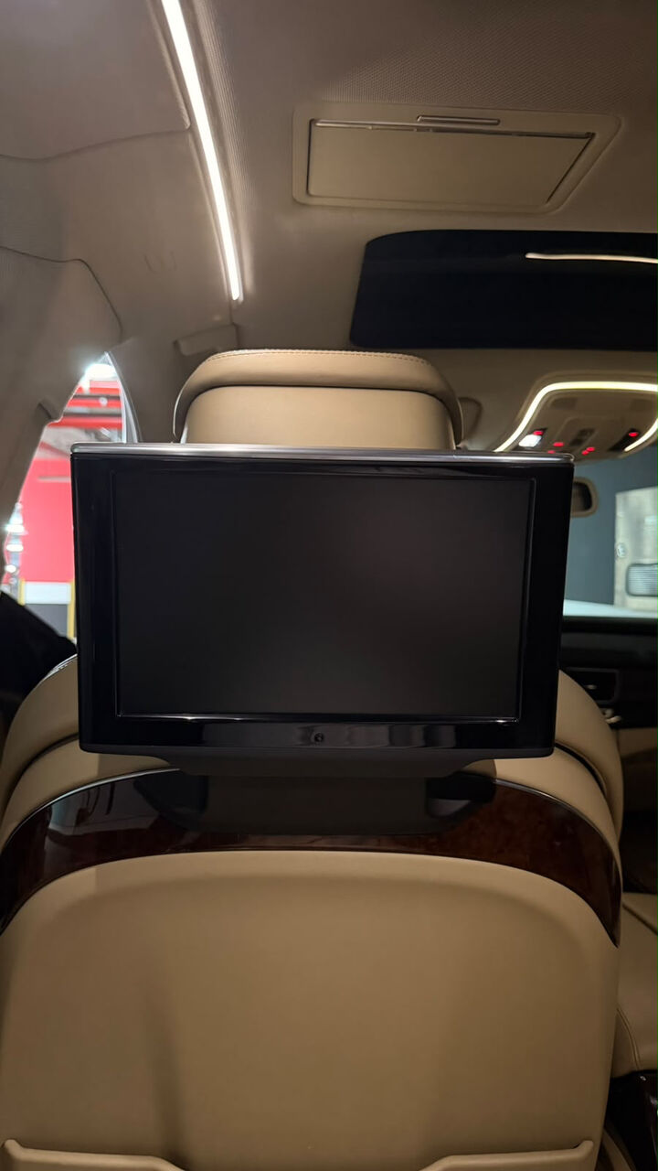 Olaya, Vehicles, Cars & Trucks , SAR 47000,  Audi A8,  2013,  Automatic,  140000 KM,
