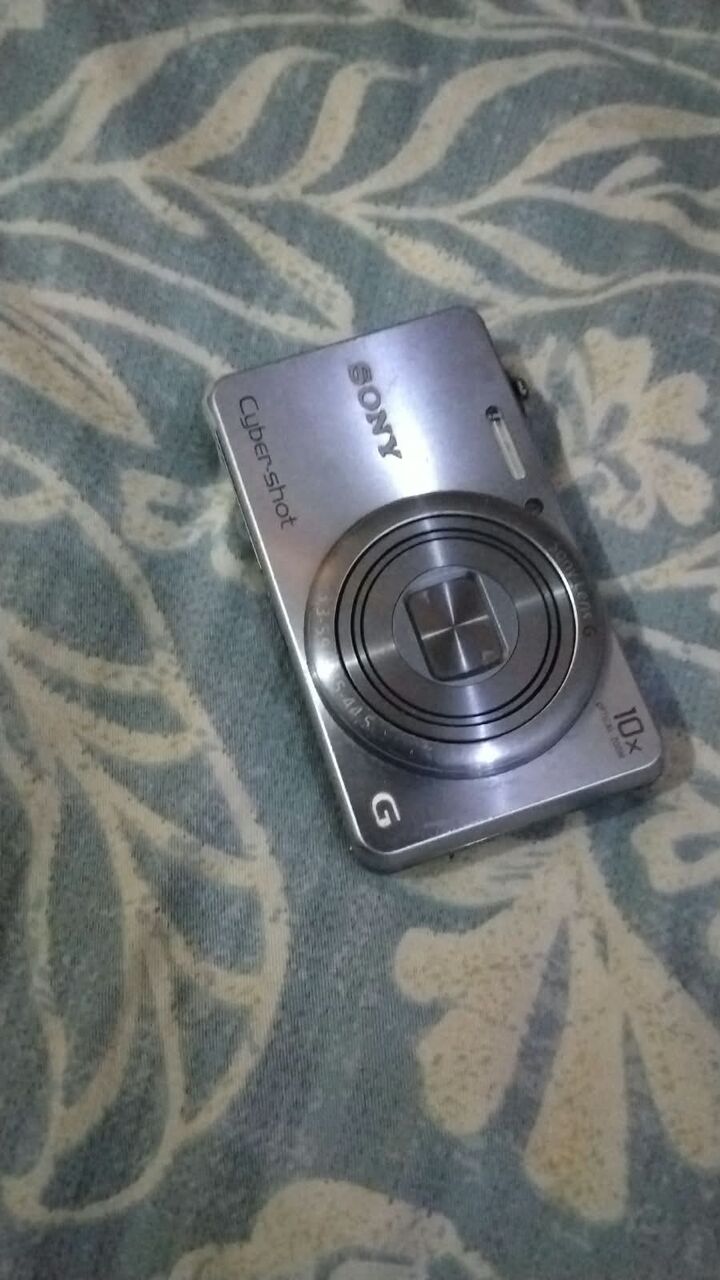 Khobar, Electronics, SAR 350,  Sony Cybercam WX200 (0530992530)