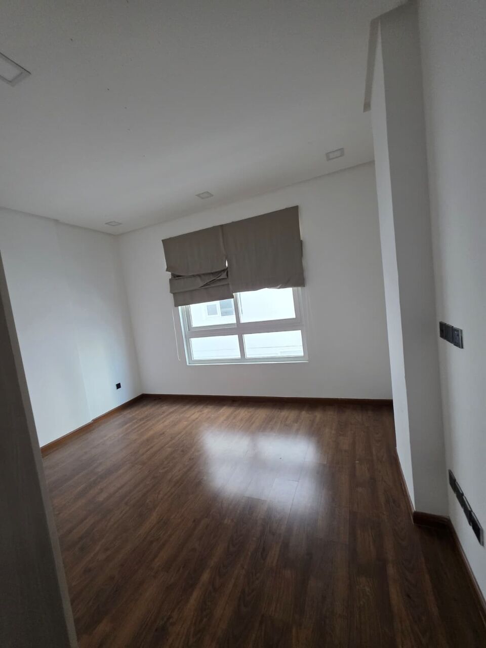Hidd, Apartments, Flats, Houses & Villas, BHD 270,  3 BR,  Flat With AC For Rent In Hidd