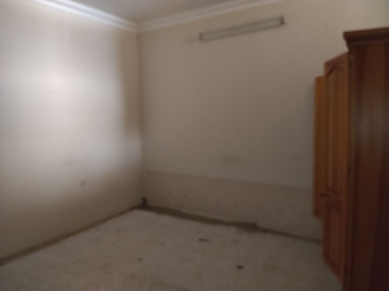 Manama, Apartments, Flats, Houses & Villas, BHD 100130/month,  1 BR,  50 Sq. Meter,  Budget 1BR Ground Floor Apartment For Rent In Manama (Block 305) - Ideal For Low Salaries