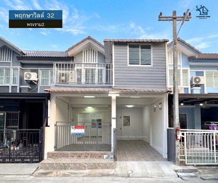 Bangkok, Real Estate For Sale, THB 2290000,  3 BR,  17 Sq. Feet,  LN-081 ขายทาวน์เฮ้าส์ 2 ชั้น รีโนเวทใหม่ 