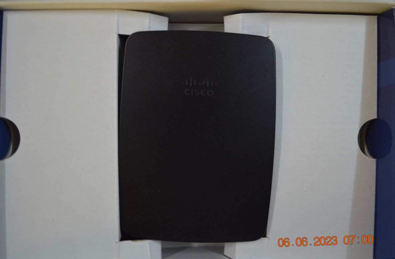 Muscat, Electronics, OMR 14,  Linksys RE1000 Wireless-N Range Extender