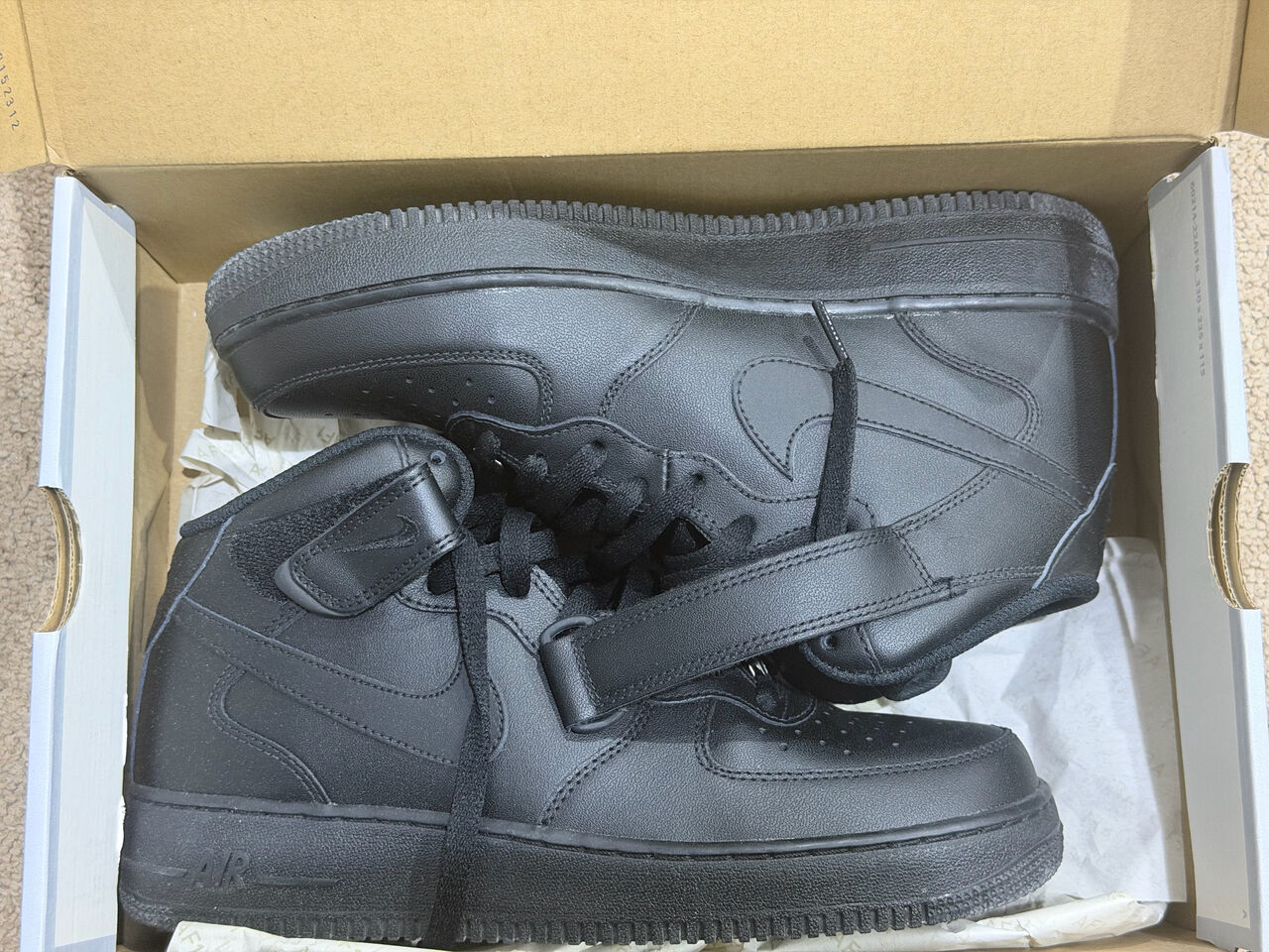 Riyadh, Clothing & Accessories, SAR 305,  Nike Af1 Mid 07- Brand New