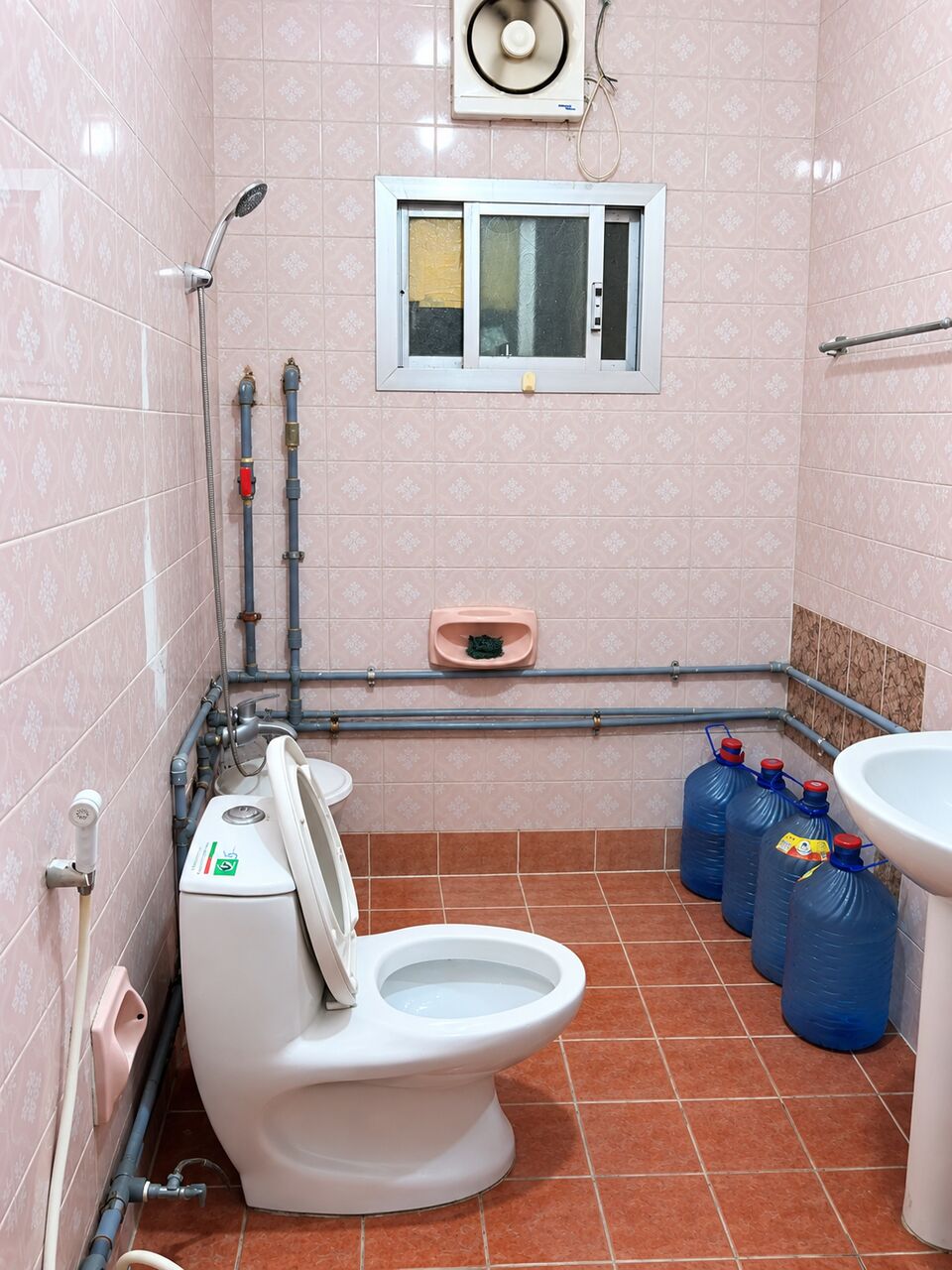 Dammam, Bedspace For Rent, SAR 550/month,  Neat And Clean Furnished Bed Space For Educated Person In 3 Bhk Family Apartment