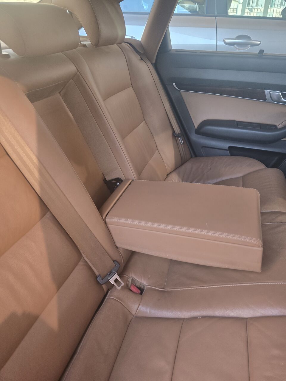 Khobar, Vehicles, Cars & Trucks , SAR 18,  Audi A6 C6 2.0 TFSI,  2010,  Automatic,  247 KM,   ()