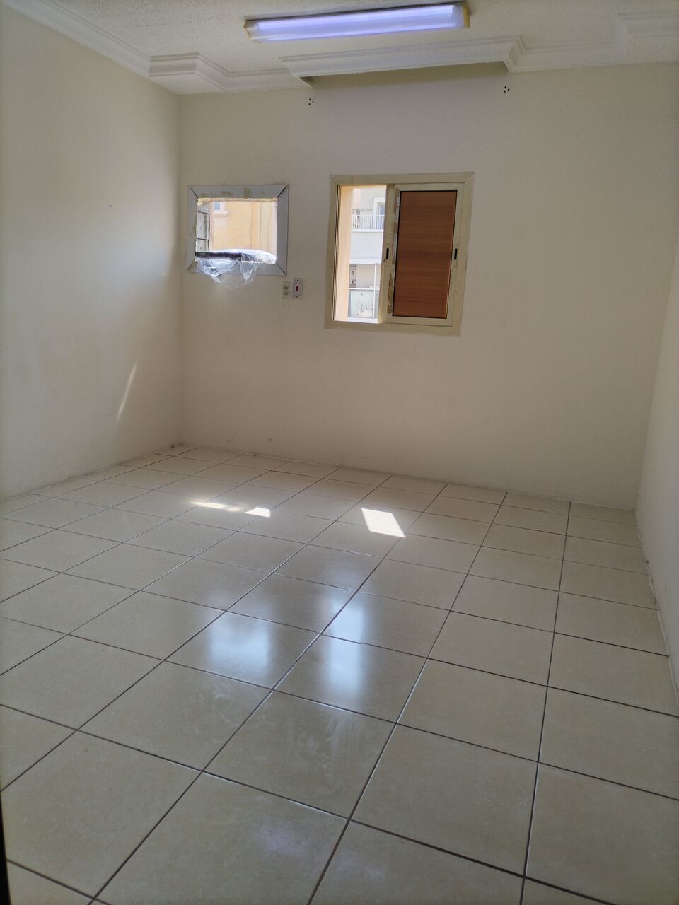 Khobar, Apartments, Flats, Houses & Villas, SAR 19000/year,  2 BR,  Family Apartment For Rent (Two Rooms, Hall, Bathrooms, First Floor Kitchen, Outdoor)