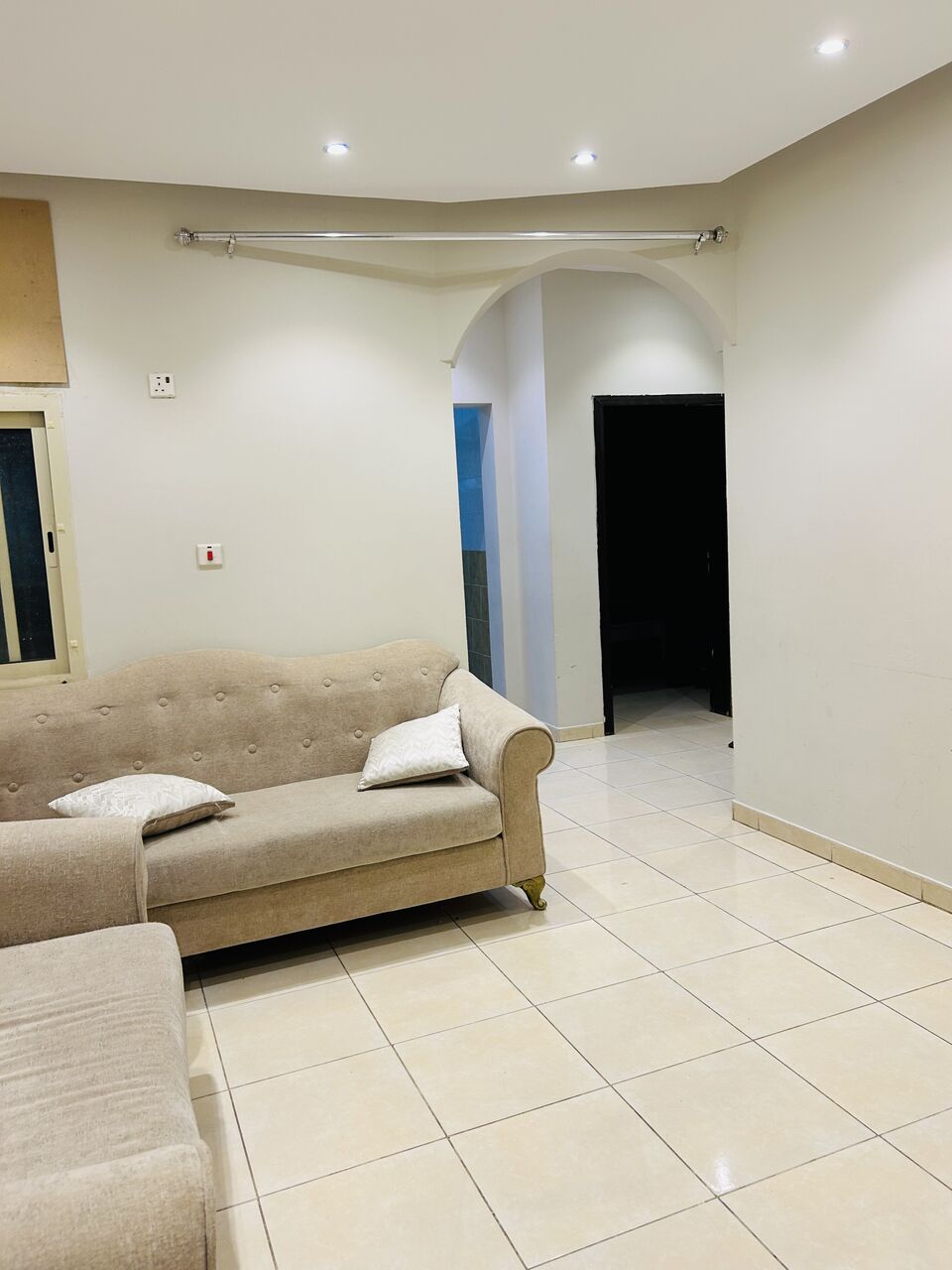 Khobar, Apartments, Flats, Houses & Villas, SAR 2500/month,  2 BR,  Family Room For Rent