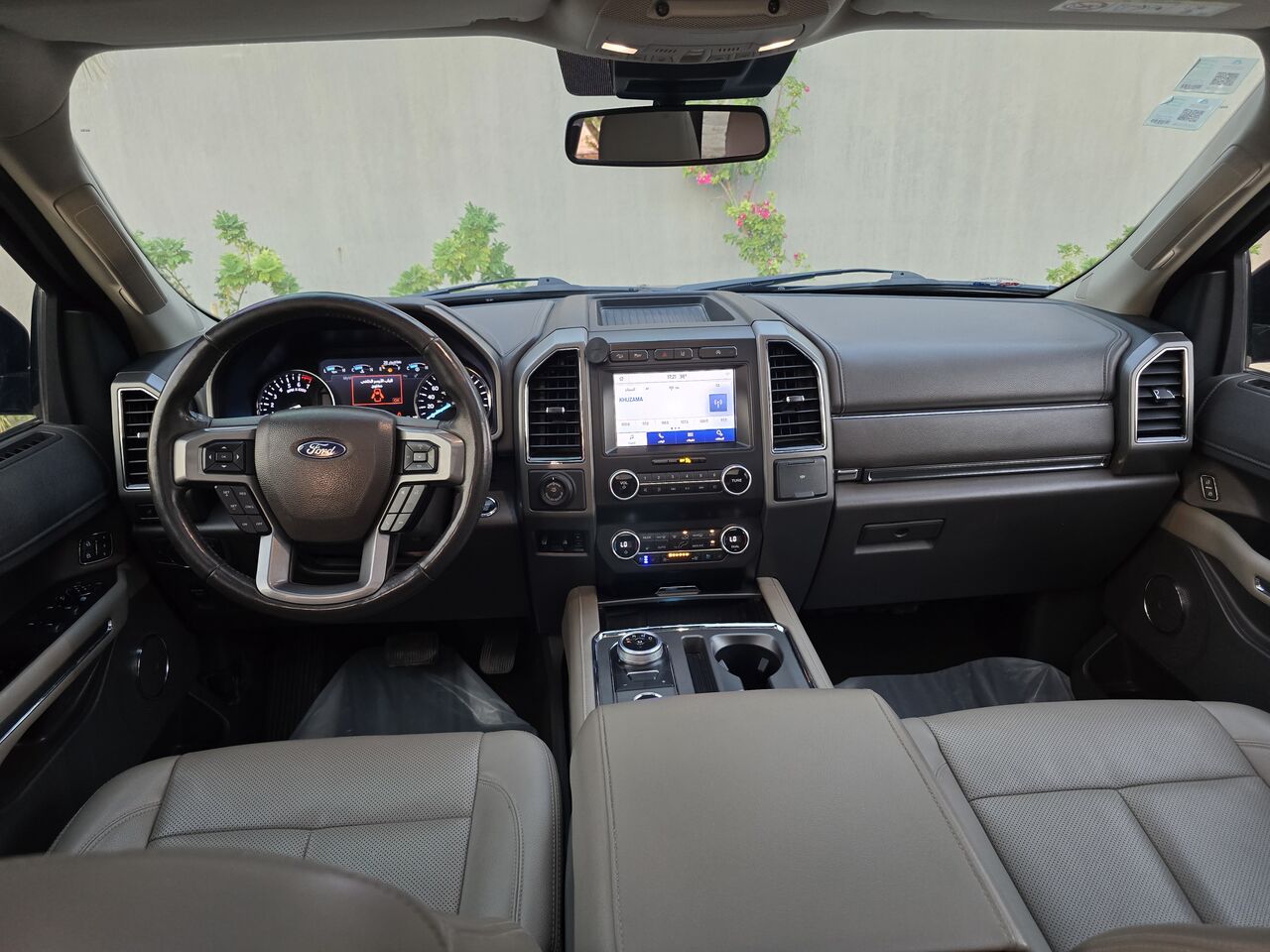 Riyadh, Vehicles, Cars & Trucks , SAR 129000,  FORD EXPEDITION XLT2 4x4,  2021,  Automatic,  99000 KM,  FULL OPTION