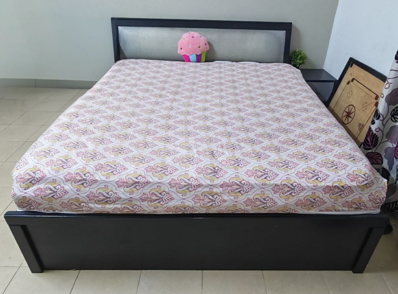 Al Sharafeyah, Furniture, SAR 2000,  Bedroom Set And Sofa Set