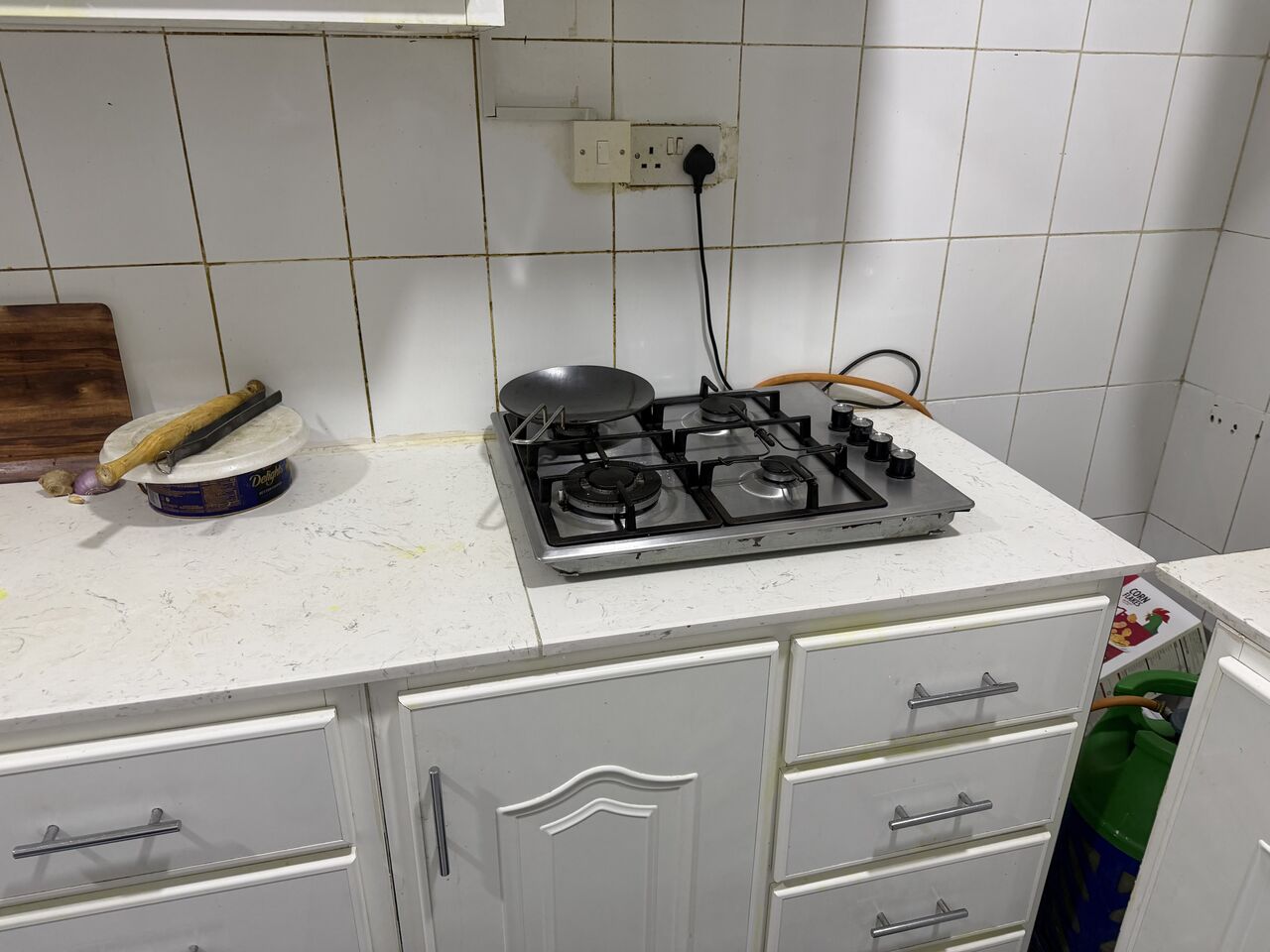 Doha, Household Items, QAR 2300,  Kitchen Cabinet L Shape Full Size