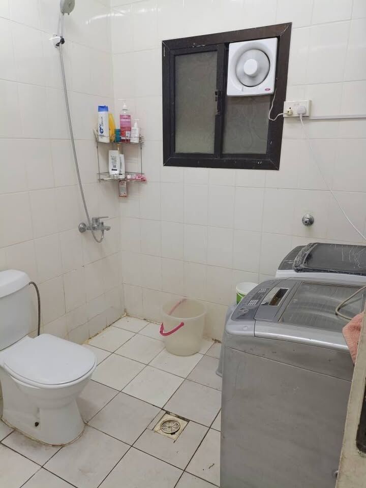 Al Aziziyah, Household Items, SAR 26000,  Aziziyah Afnan Haleem Building House Near Pakistan School For Rent With All House Items