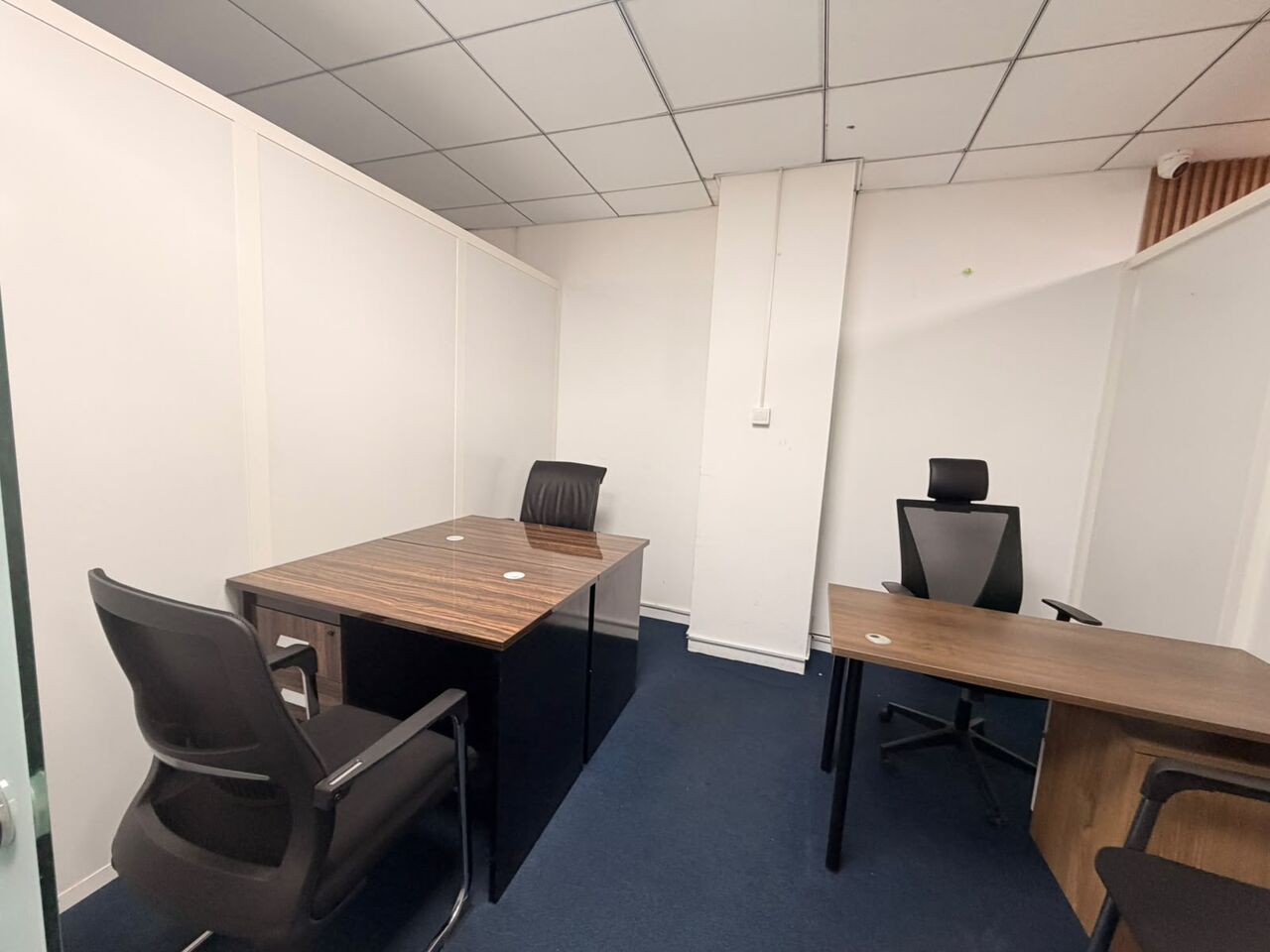 Deira, Offices, AED 18000,  200 Sq. Feet,  🏢 OFFICE FOR RENT IN DEIRA – DUBAI