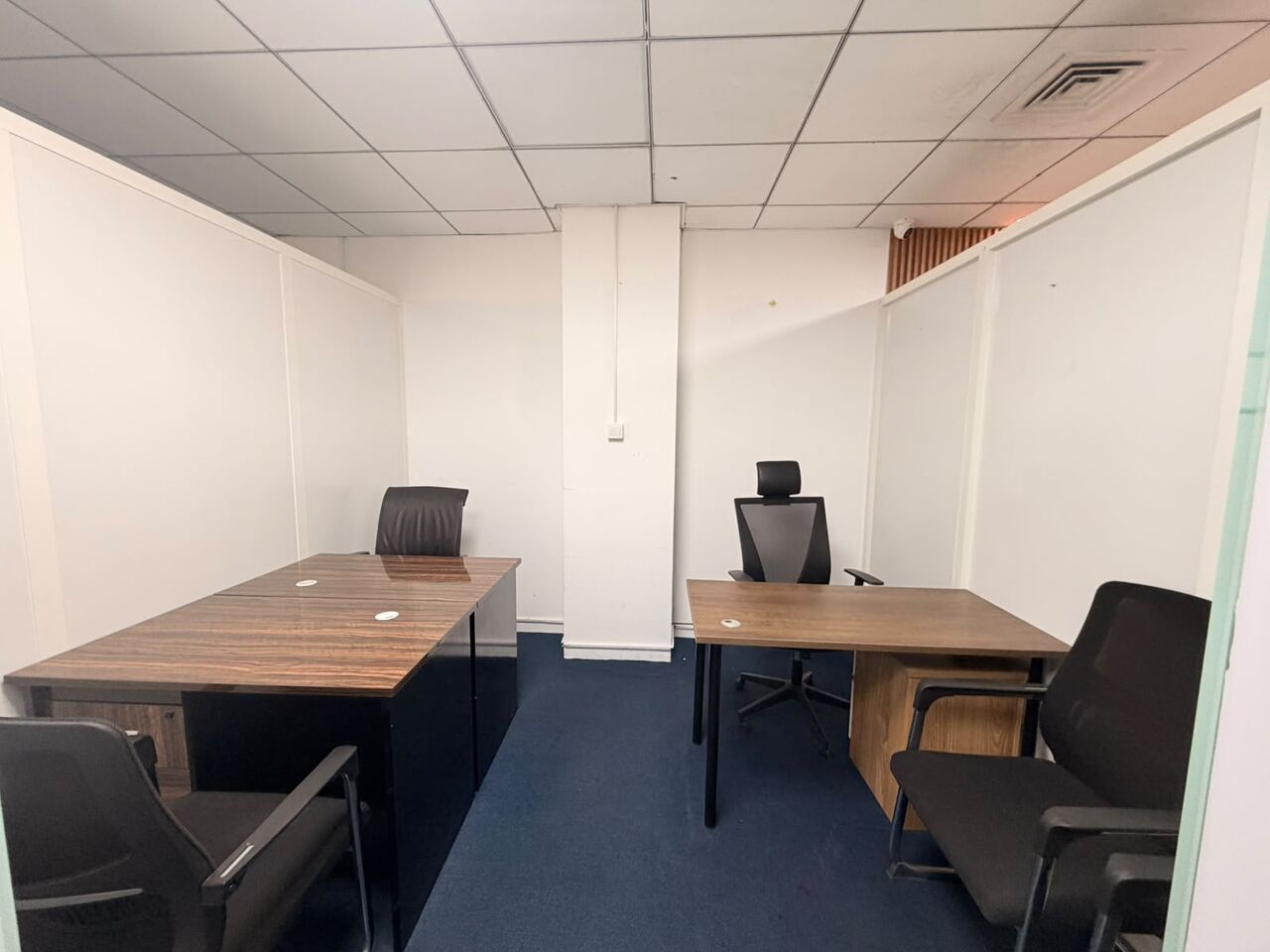 Deira, Offices, AED 18000,  200 Sq. Feet,  🏢 OFFICE FOR RENT IN DEIRA – DUBAI