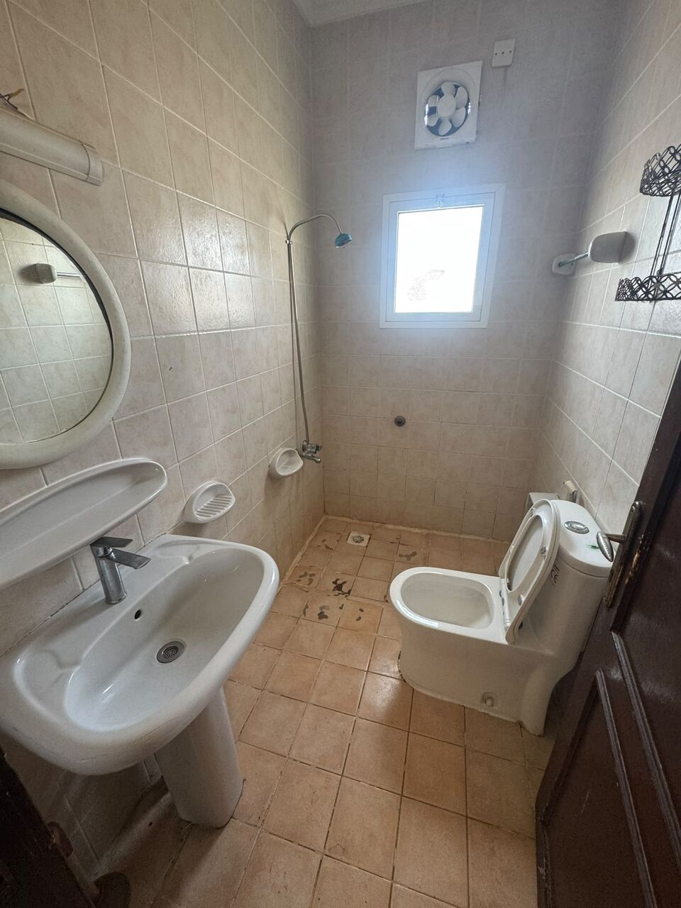 East Riffa, Apartments, Flats, Houses & Villas, BHD 120/month,  1 BR,  802 Sq. Meter,  1 BHK FLAT FOR RENT