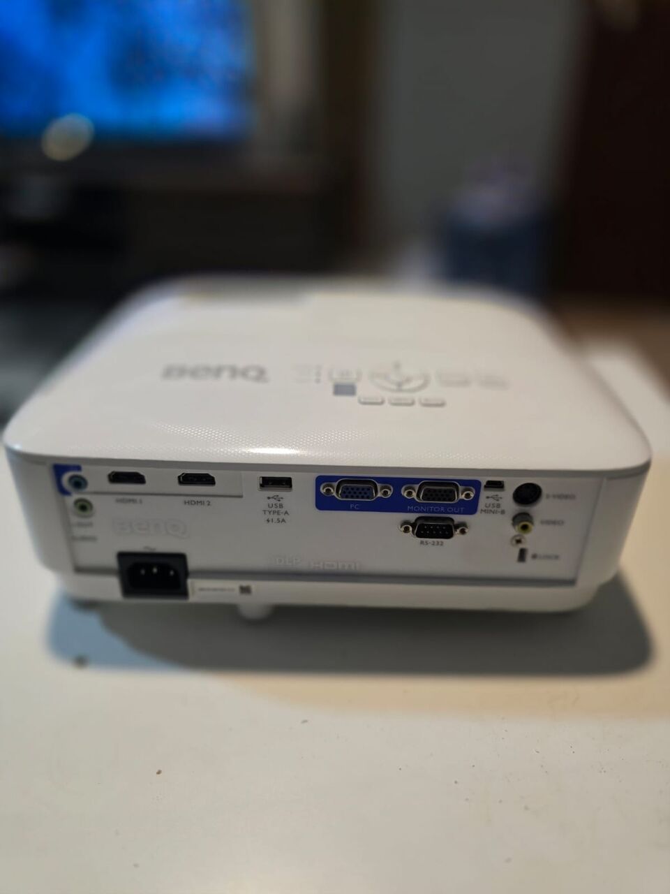 Dammam, Electronics, SAR 950,  Business Projector BenQ