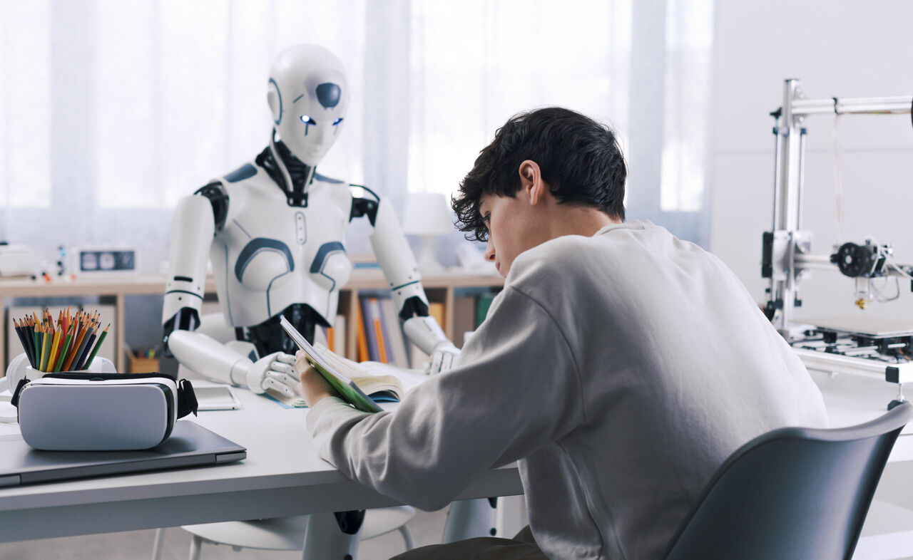 Singapore, Education, Join The Best Generative AI Course Singapore | Practical AI Training At Assure Academy