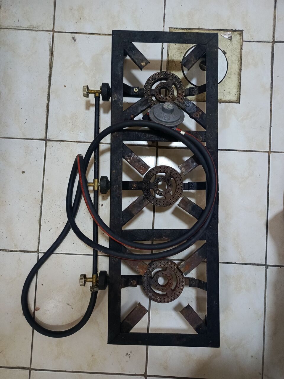 Khobar, Appliances, SAR 170,  Gas Cylinder And Stove For Sale