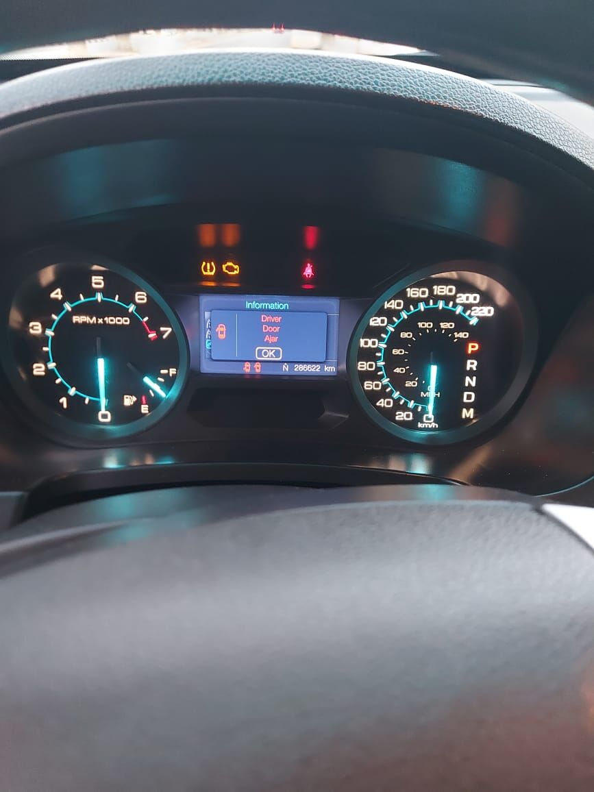 Khobar, Vehicles, Cars & Trucks , SAR 30000,  Ford Explorer,  2013,  Automatic,  286000 KM,