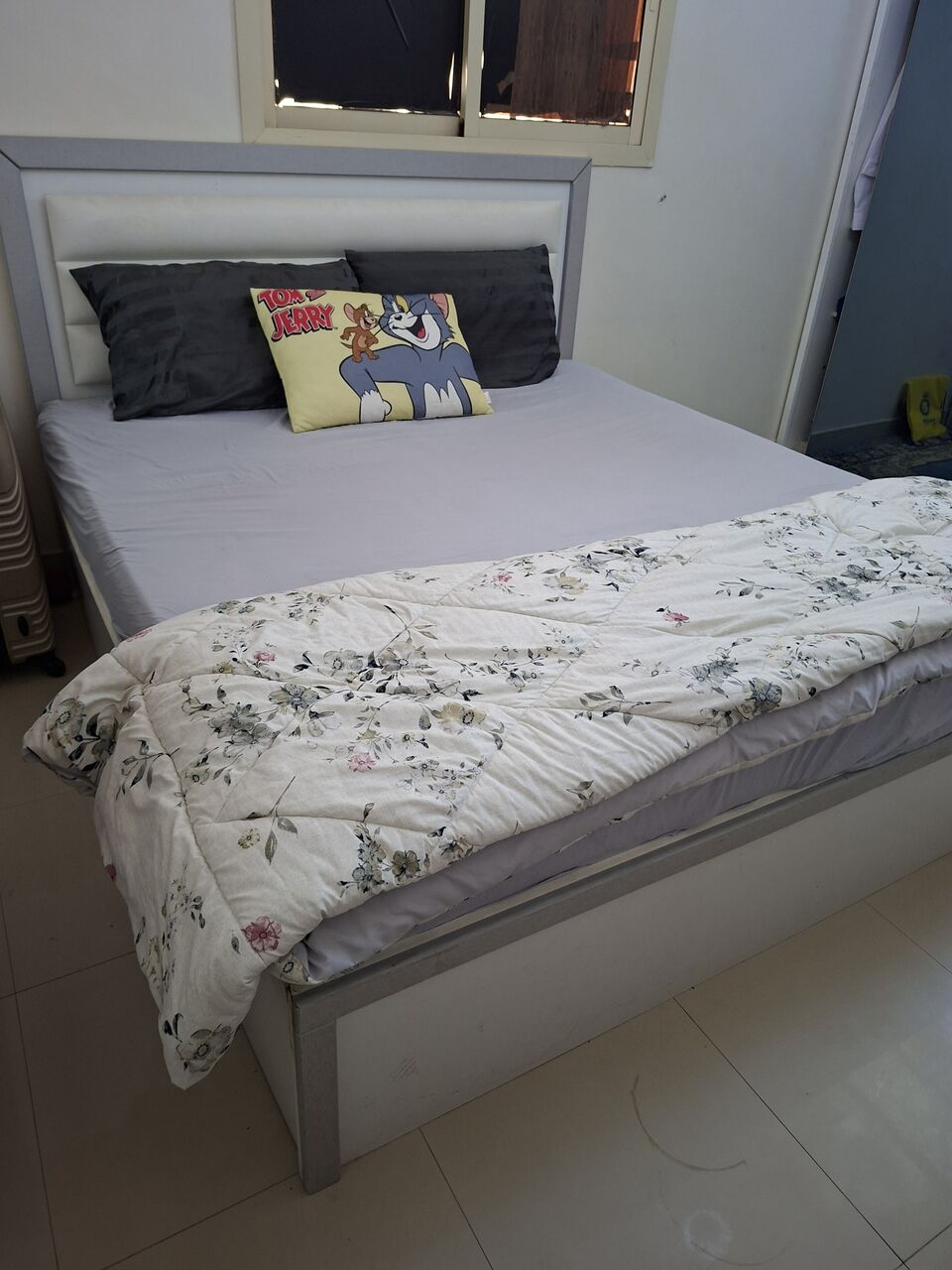Riyadh, Household Items, SAR 500,  Complete Double Bedset For Sale