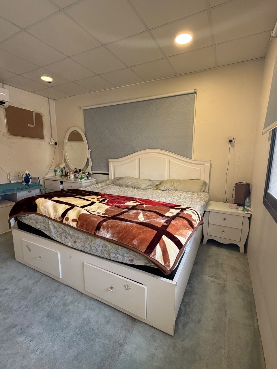 Dammam, Furniture, SAR 1800,  Complete Bedroom Set For Sale &ndash; King Size Bed, 6-Door Wardrobe, Dressing Table & Sidetable
