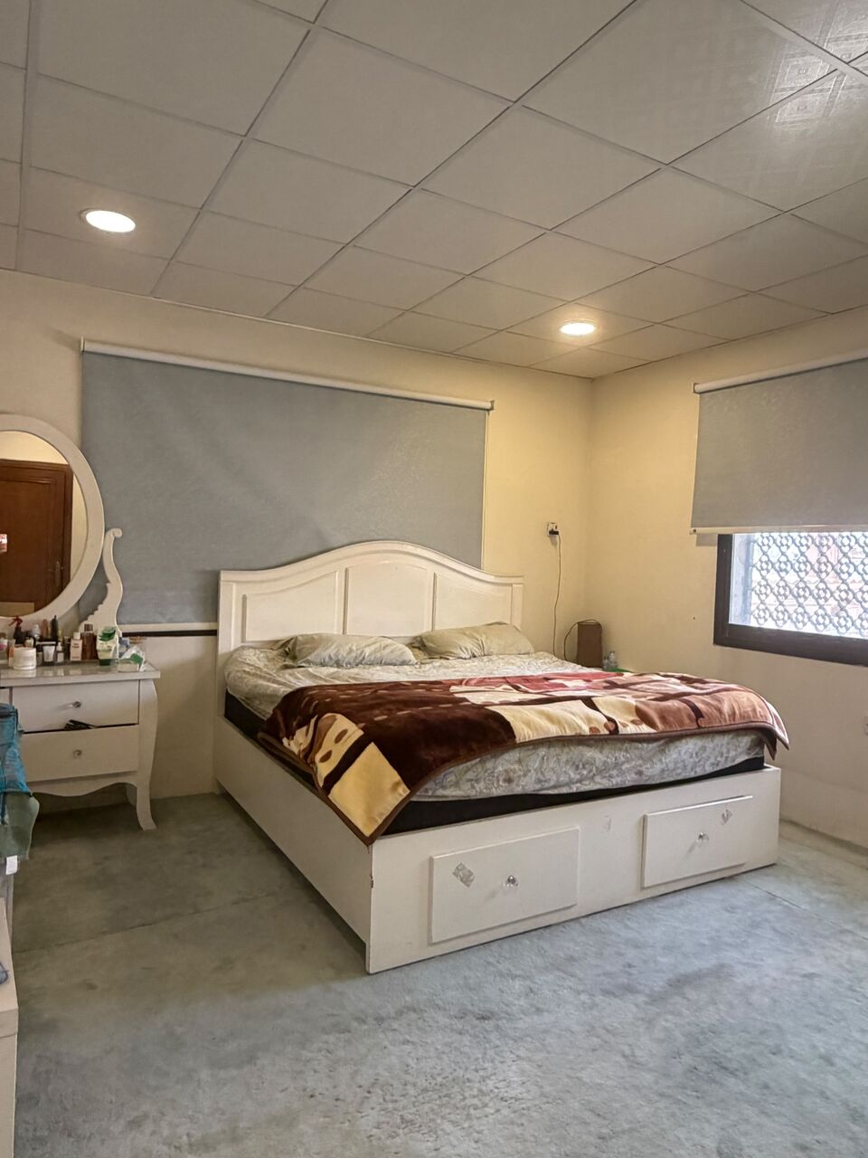 Dammam, Furniture, SAR 1800,  Complete Bedroom Set For Sale &ndash; King Size Bed, 6-Door Wardrobe, Dressing Table & Sidetable
