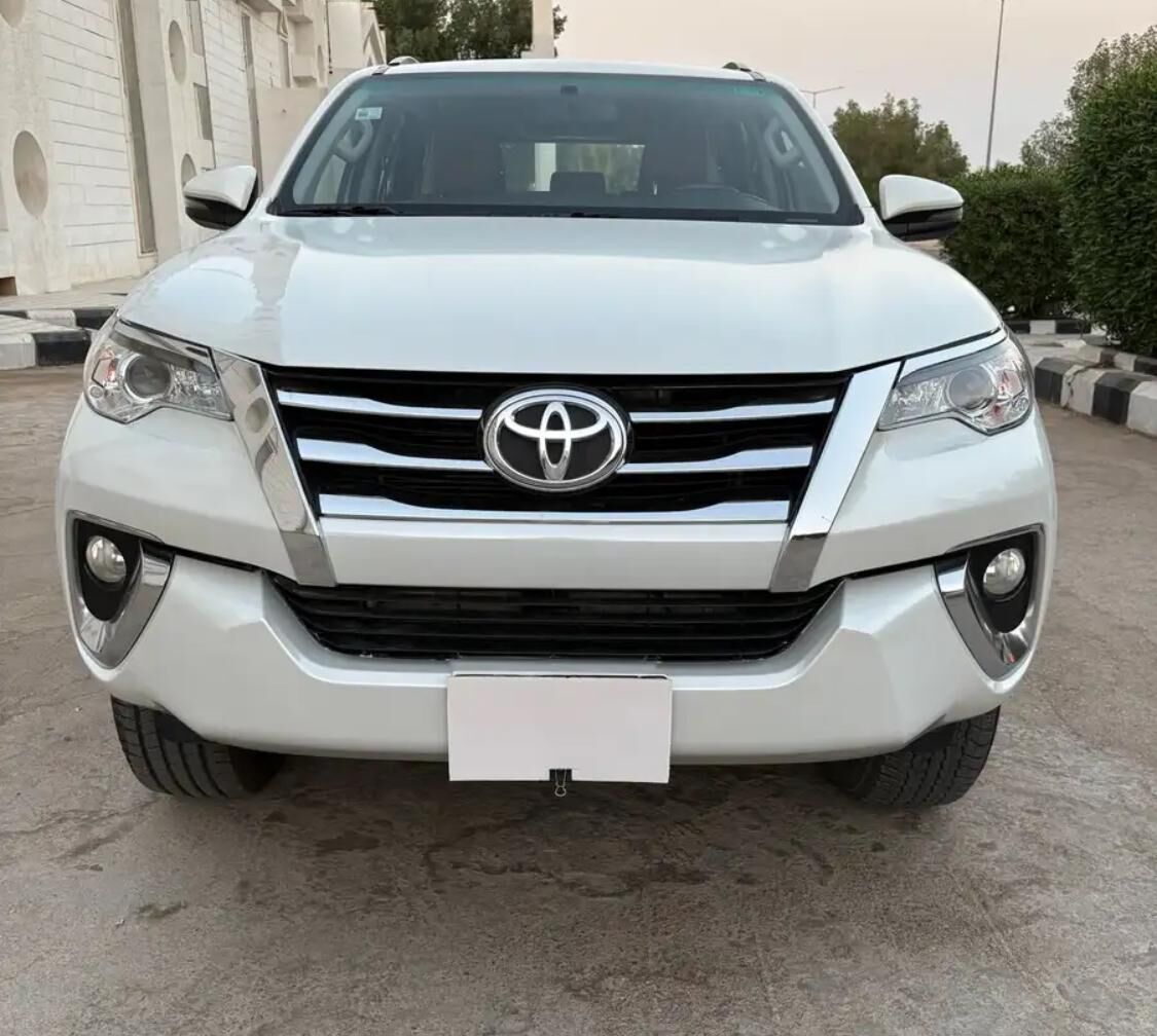 Riyadh, Vehicles, Cars & Trucks , SAR 95000,  TOYOTA FOTUNER,  2020,  Automatic,  60000 KM,  FULL OPTION V6 / 4 X 4 DRIVE C