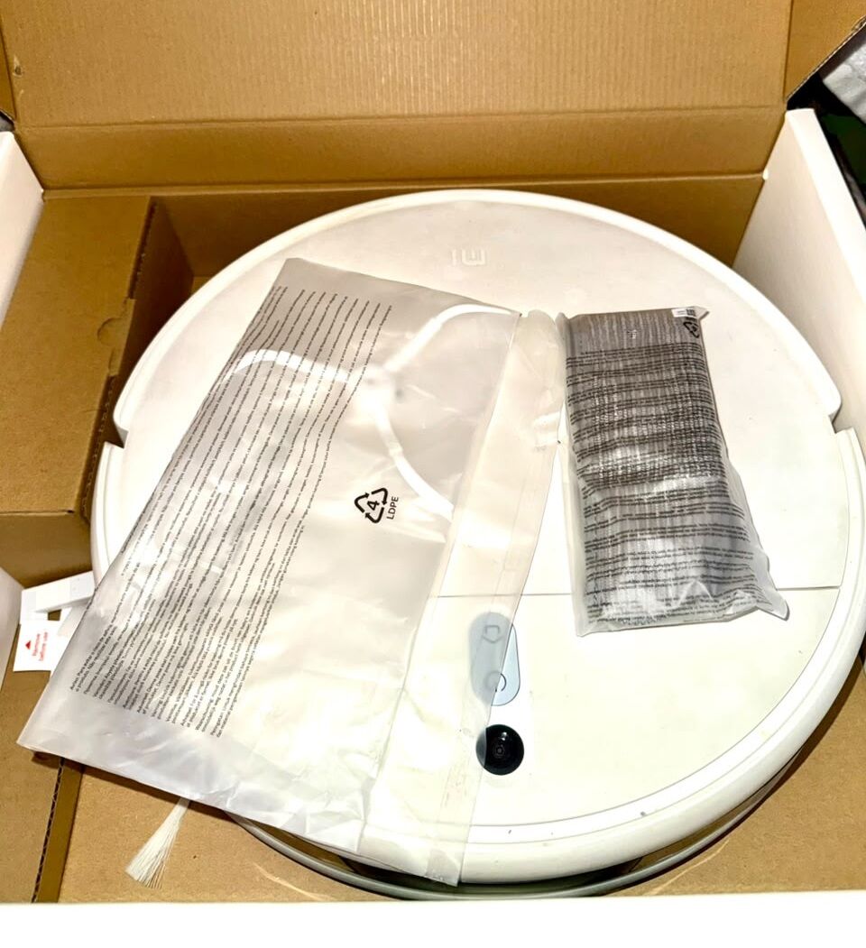 Al Malaz, Appliances, SAR 299,  Xiaomi Mi Robot Vacuum-Mop 2 Lite (Used)
